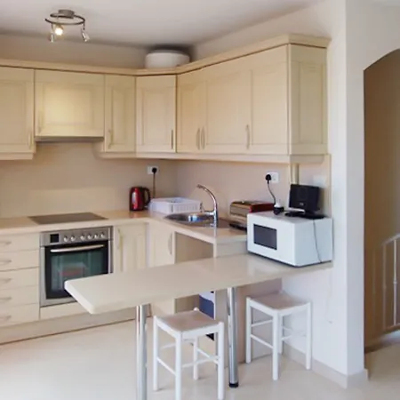 公寓 With 2 Bedrooms In Palm-mar, With Pool Access, Furnished Ter